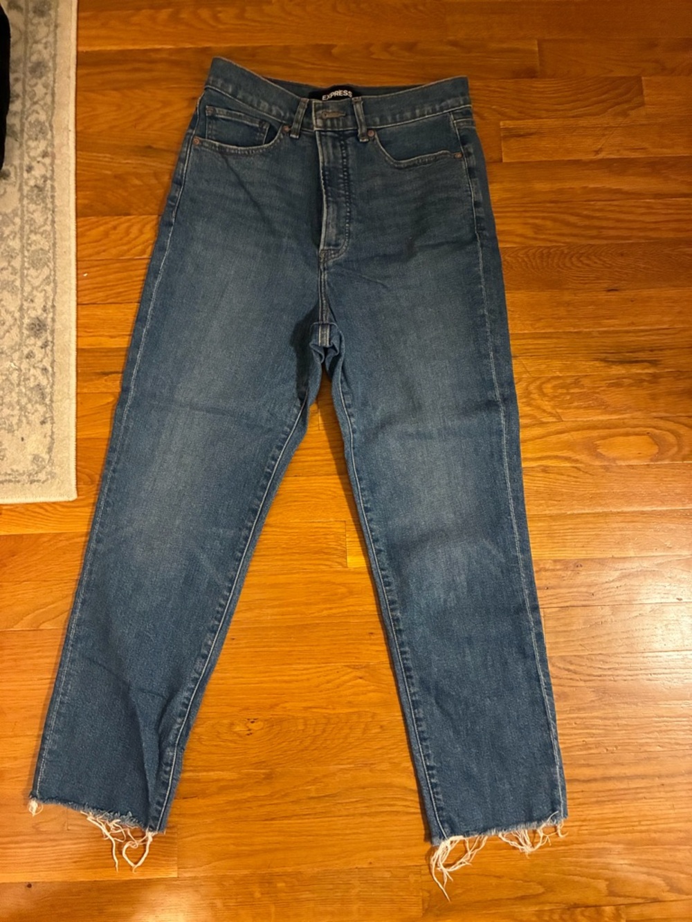 Express size 4 Mom Jean - super high risen